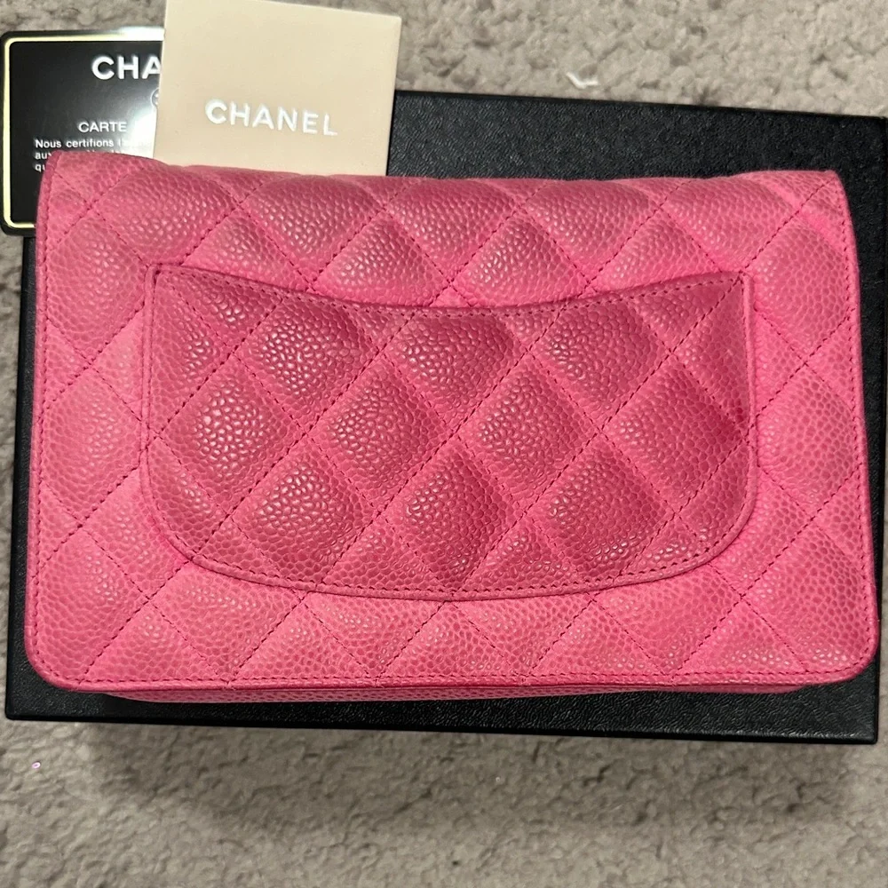 CHANEL Pink Quilted Caviar Leather Wallet with CC Turnlock